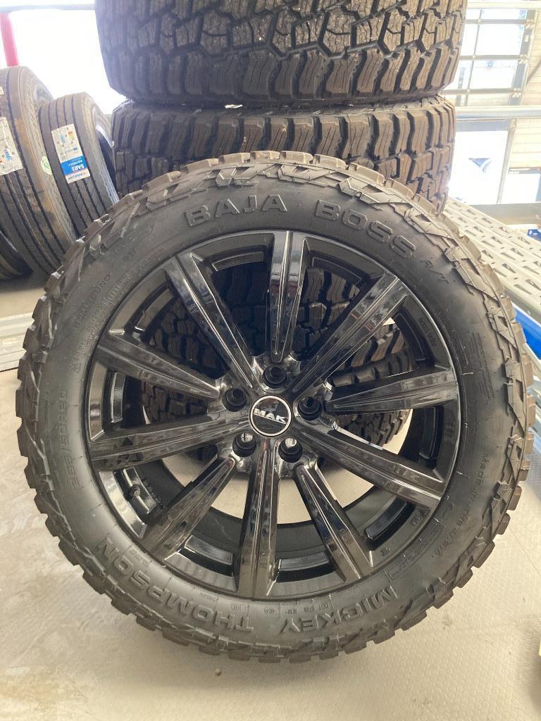 Velgen 20 inch Land Rover, Mickey Thompson, Auto-onderdelen, Banden en Velgen, Ophalen, Velg(en), 265 mm, Nieuw