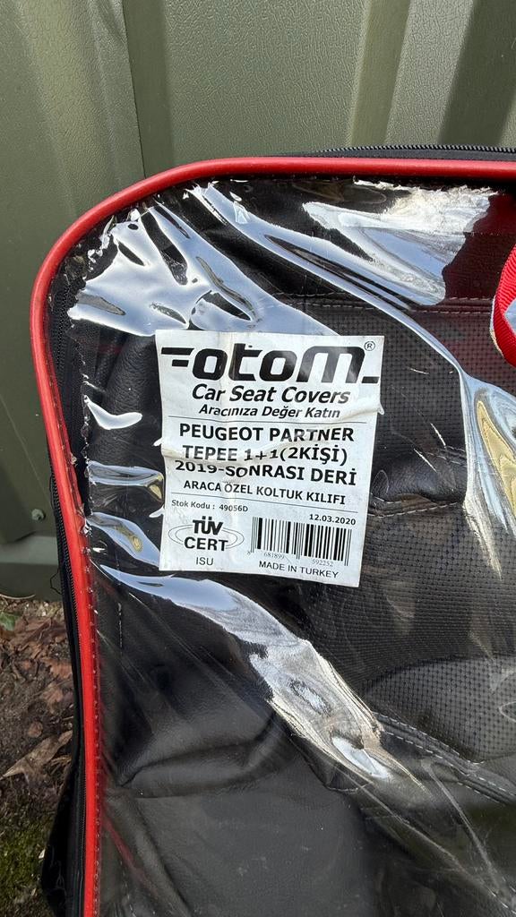 Stoelhoezen Peugeot partner otom, Ophalen, Peugeot