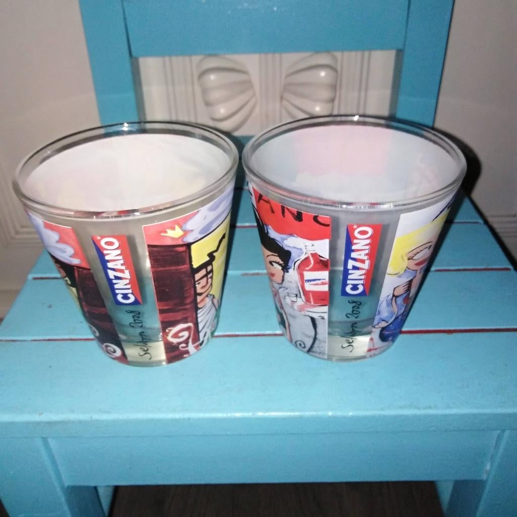 Cinzano Selwyn glazen 2 stuks jaar 2008, Huis en Inrichting, Keuken | Servies, Ophalen, Glas of Glazen, Overige stijlen, Glas