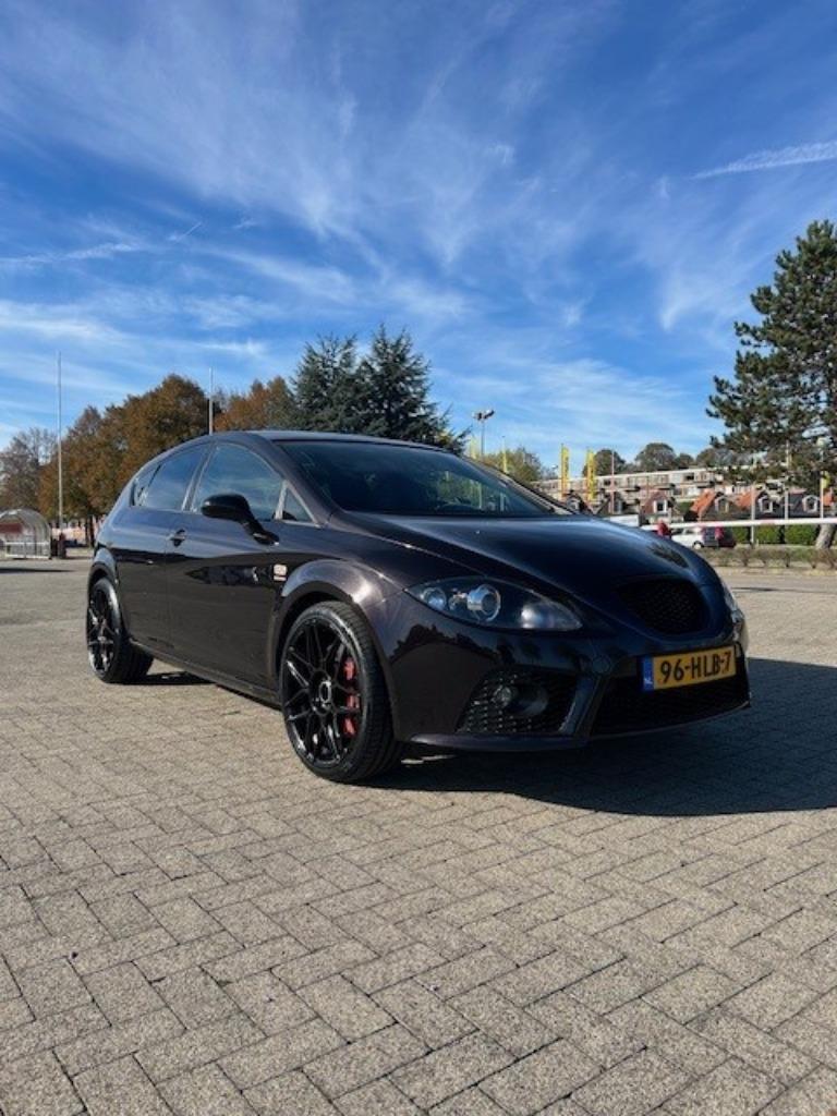 Seat Leon 2.0 Tfsi  Cupra Limited Edition 310 2009 Zwart, Auto's, Voorwielaandrijving, 65 €/maand, Stof, Zwart