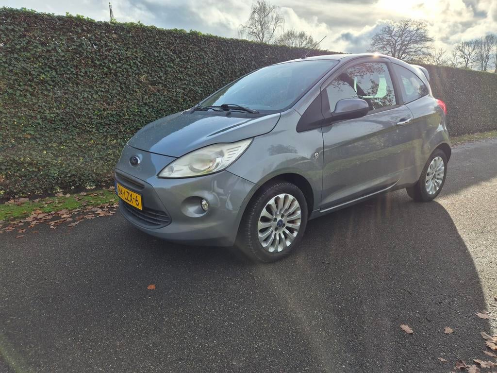 Ford Ka 1.2 51KW 2010 Grijs Titanium, Voorwielaandrijving, Stof, 1242 cc, 4 cilinders