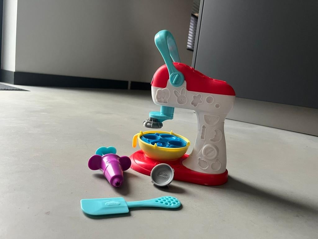 Speelgoed klei set cupcake maker, Ophalen, Zo goed als nieuw, Knutselen