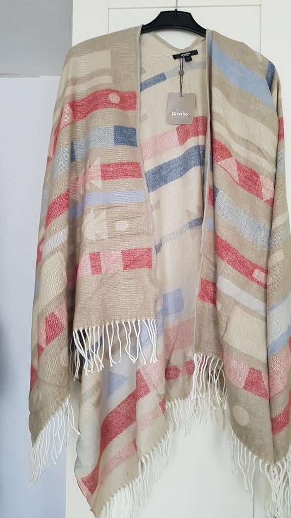 Promiss Poncho Sjaal Beige Rood Blauw, Promiss, Ophalen of Verzenden, Zo goed als nieuw, One size fits all
