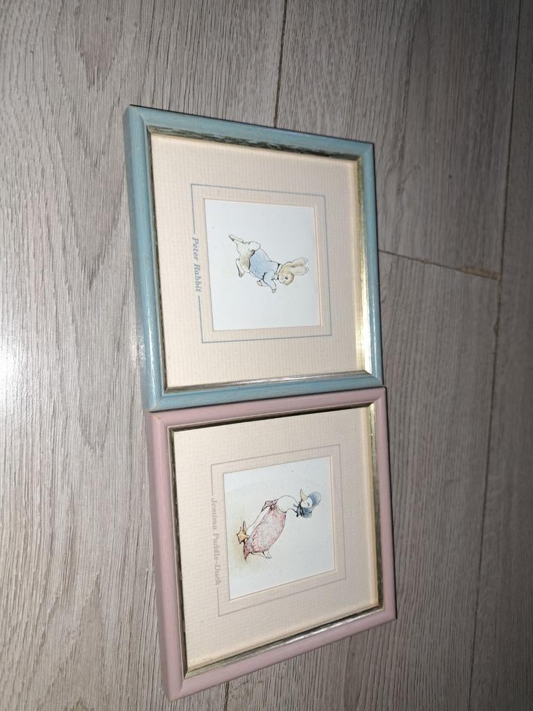 Twee ingelijste Beatrix Potter prenten, Minder dan 50 cm, Oorspronkelijke maker, Ophalen of Verzenden, Minder dan 50 cm
