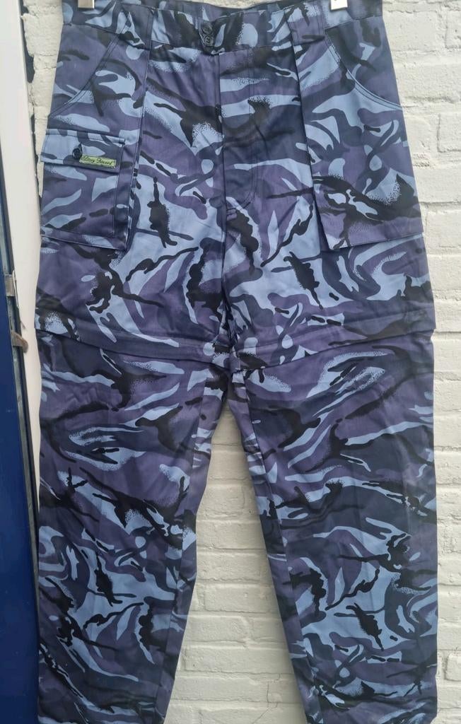 Afritsbare camouflage legerbroek maat L, Maat 42/44 (L), Ophalen of Verzenden, Zo goed als nieuw, Lang