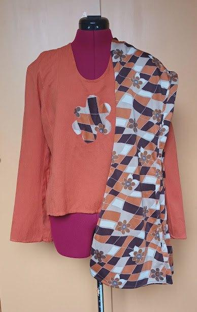 Hippie outfit jaren 70 broek, tuniek. mt S/M, Ophalen of Verzenden, Gedragen, Maat 38/40 (M)