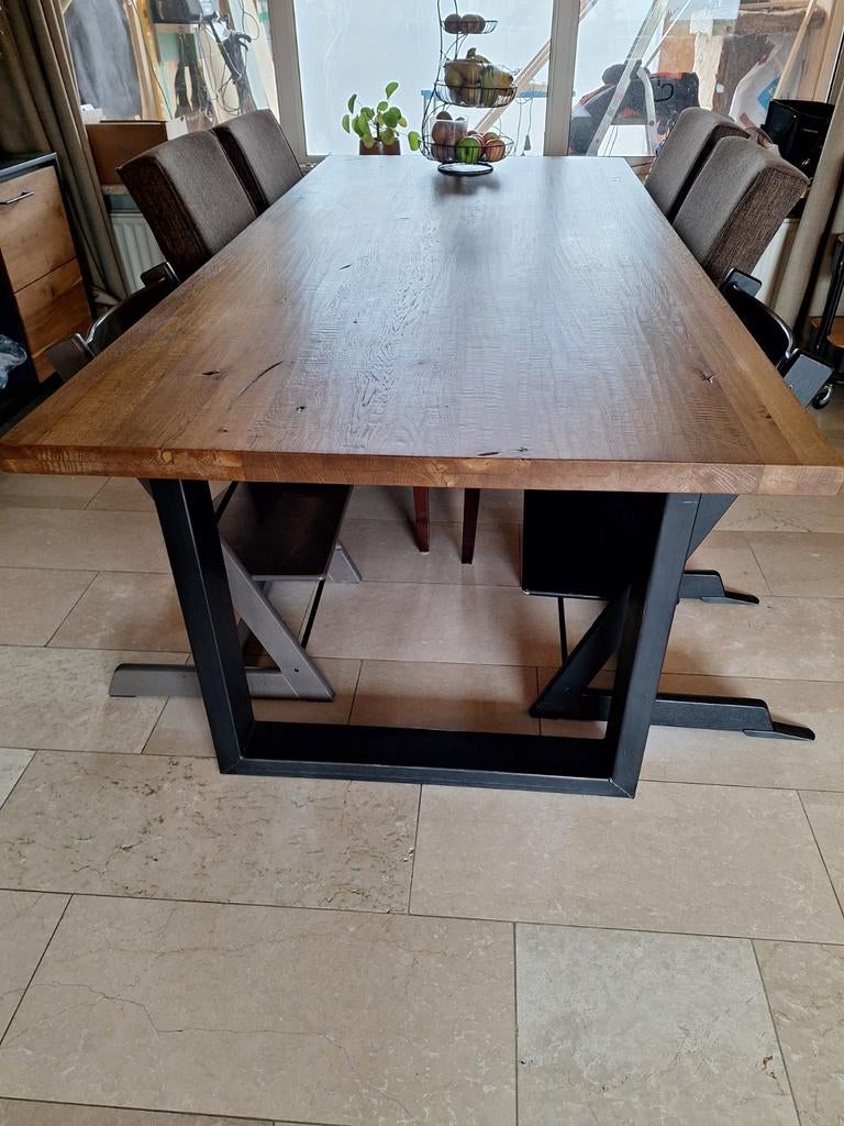 Eiken eettafel, metalen frame, Huis en Inrichting, Tafels | Eettafels, Ophalen, 100 tot 150 cm, 200 cm of meer, Zo goed als nieuw