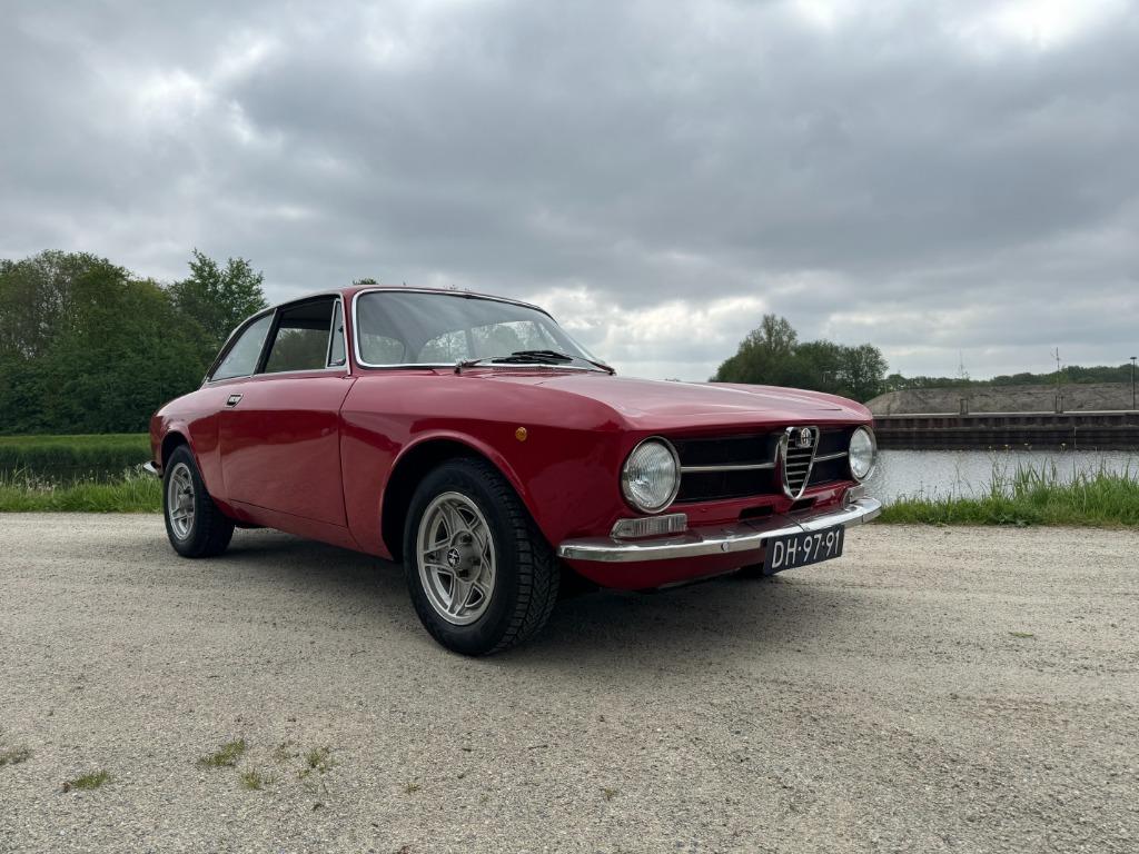 Alfa Romeo 1300 1.3 GT 1969 taxatie rapport 42500,-, foto 4