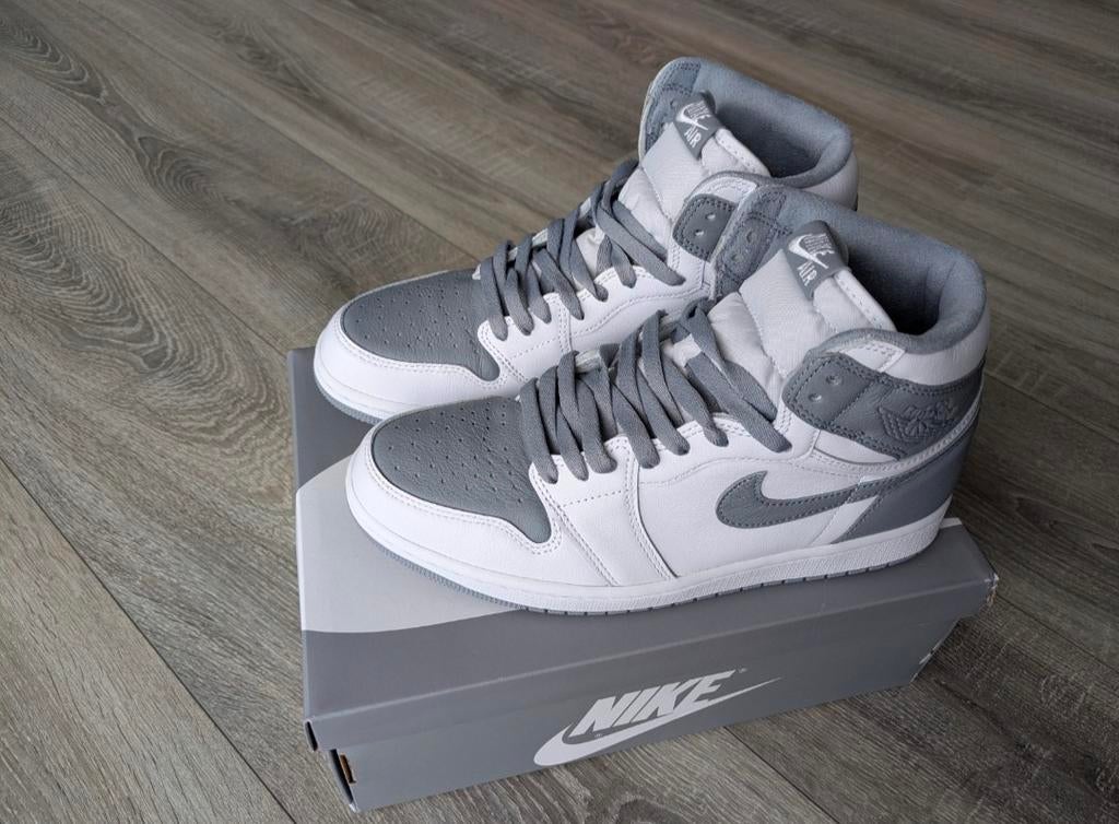 Nike Air Jordan 1 Retro High OG Stealth maat 43 (Nieuwe), Kleding | Heren, Schoenen, Zwart, Nieuw, Ophalen of Verzenden, Sneakers of Gympen