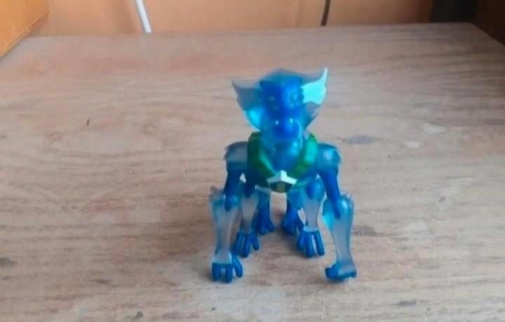 Ben 10 spidermonkey figuur, Ophalen of Verzenden, Gebruikt
