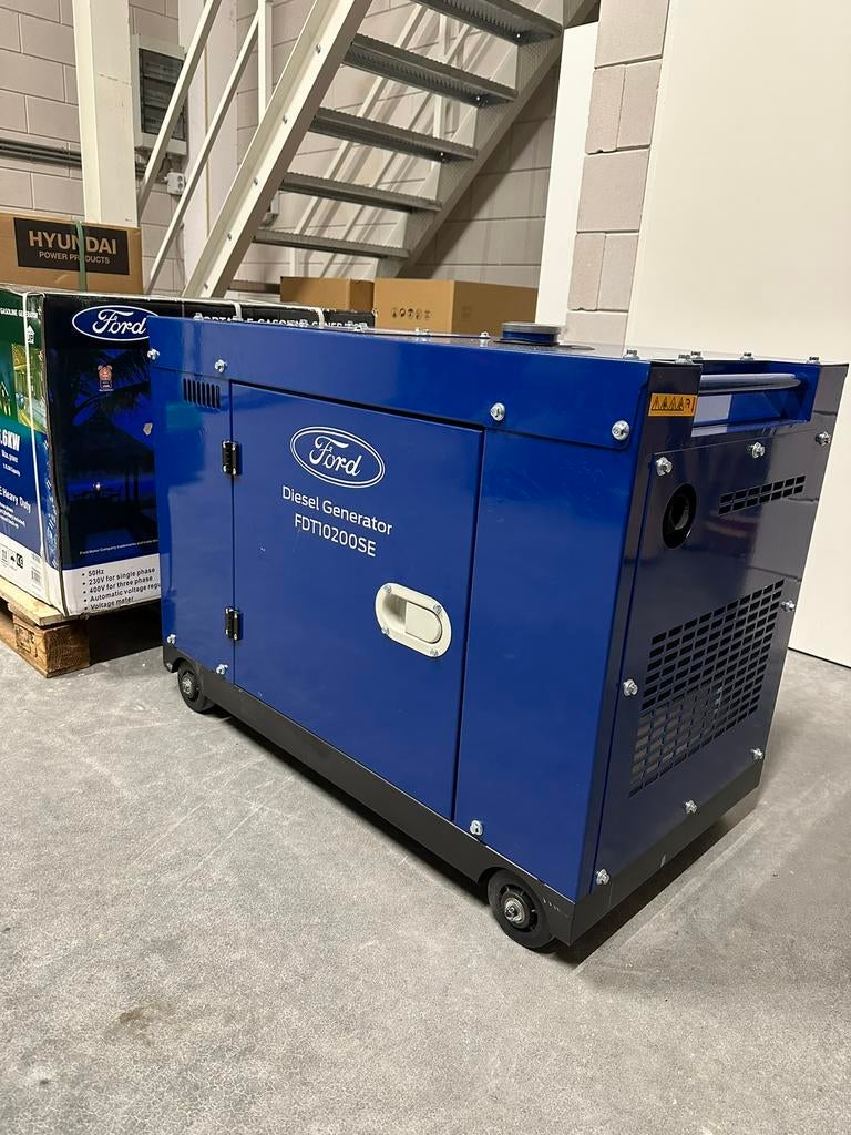 Ford 10200SE! Aggregaat! Nieuw in doos!, Doe-het-zelf en Verbouw, Aggregaten, Nieuw, Benzine, Ophalen