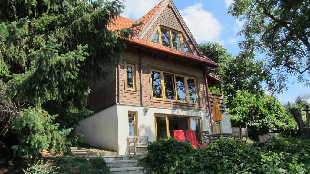 Vakantiehuis met privé zwembad en uitzicht over de Donau, In bos, Eigenaar, 6 personen, Landelijk