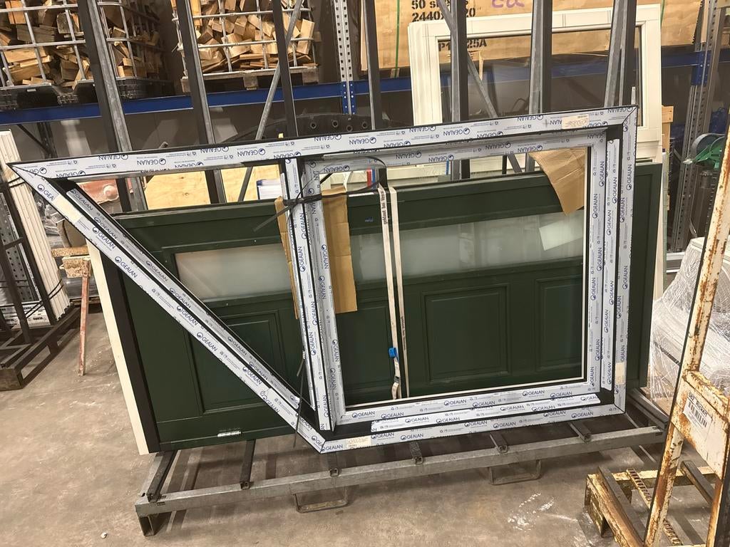 Schuin kunststof kozijn met glas - monumenten groen, Ophalen, Overige typen, Nieuw, Glas