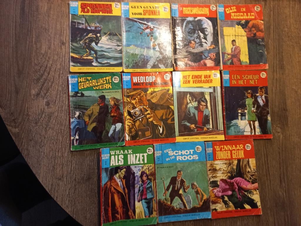 11 strips "geheim agent", Boeken, Stripboeken, Gelezen, Diverse, Ophalen of Verzenden, Meerdere stripboeken