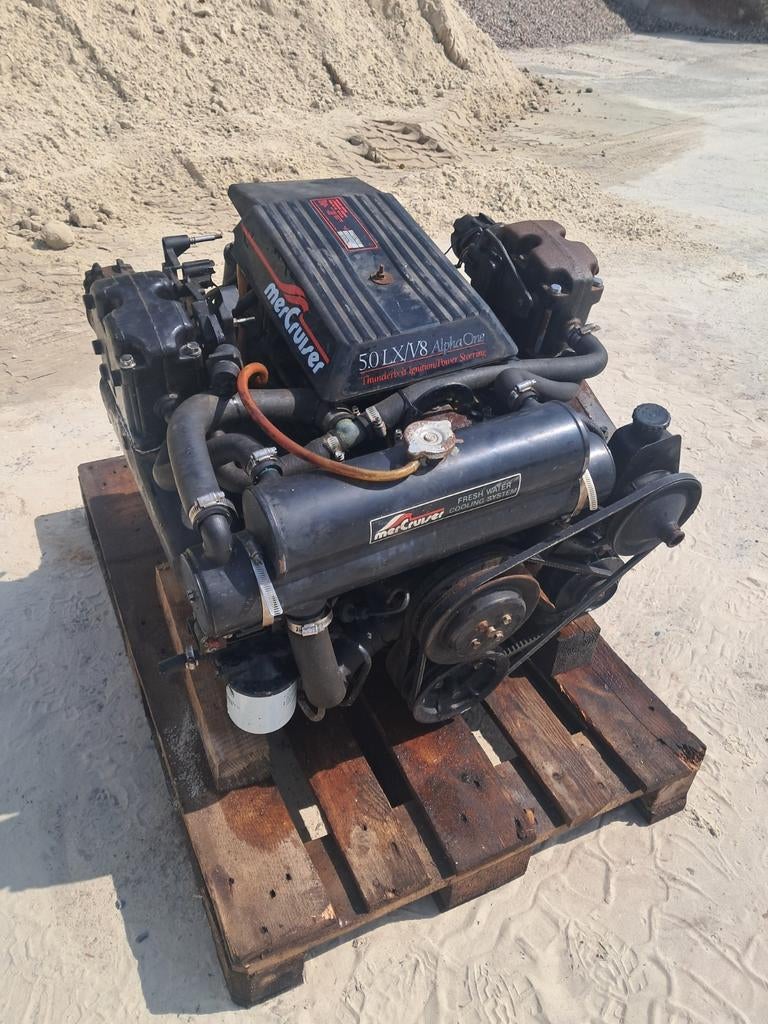 Goedwerkende mercruiser 5.0l v8 fresh water cooling!, Watersport en Boten, Buiten- en Binnenboordmotoren, Ophalen, Binnenboordmotor