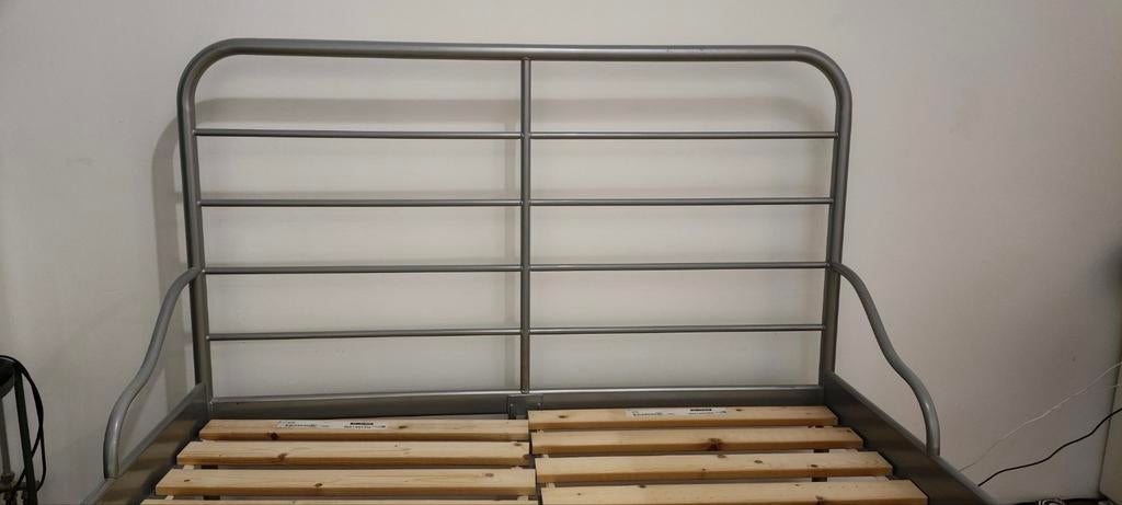 Bed 140x200 met lattenbodem, Huis en Inrichting, Ophalen, Tweepersoons, 140 cm, Zo goed als nieuw