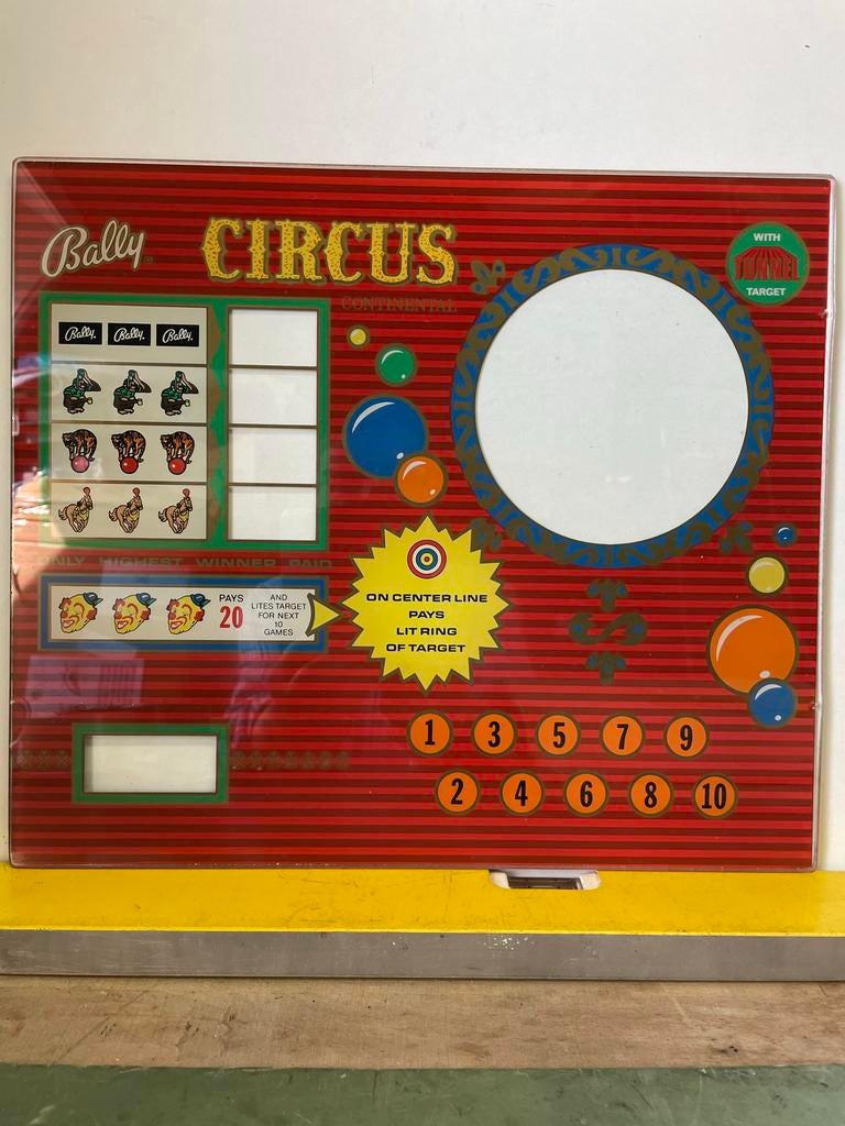 Bally Circus boven ruit 36x31 cm., Ophalen of Verzenden, Zo goed als nieuw