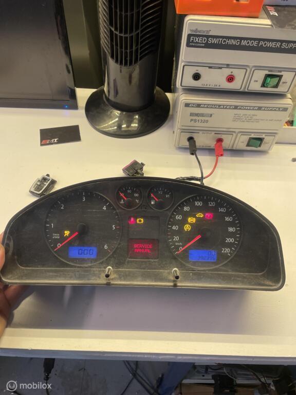 Kilometerteller dashboard VW Transporter T5, Gebruikt, Ophalen of Verzenden