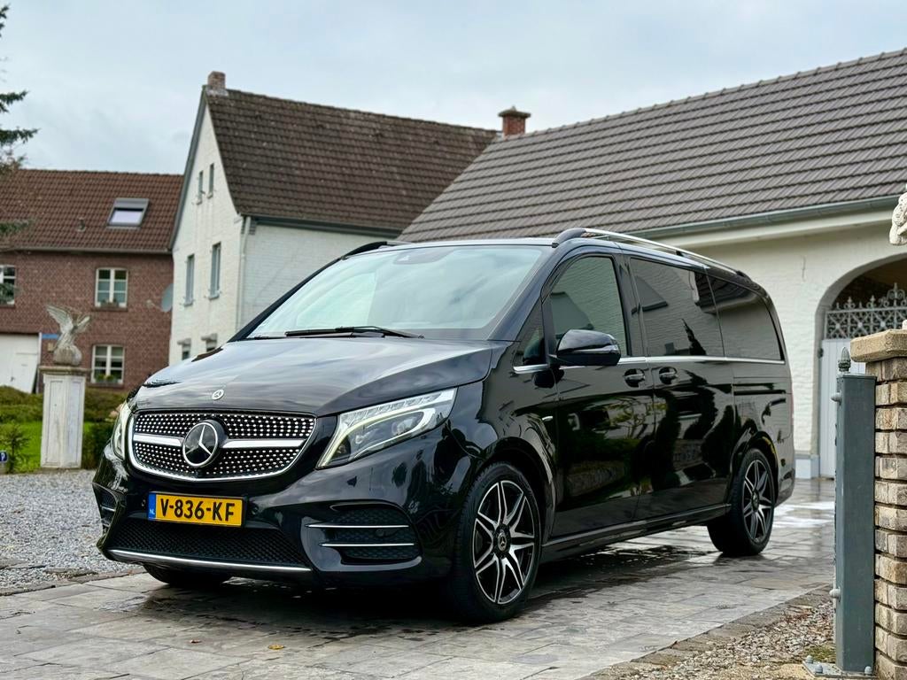 Mercedes V-klasse 2017 V250d L2 AMG dubbel cabine geen BPM, Auto's, Automaat, Achterwielaandrijving, 2500 kg, Zwart