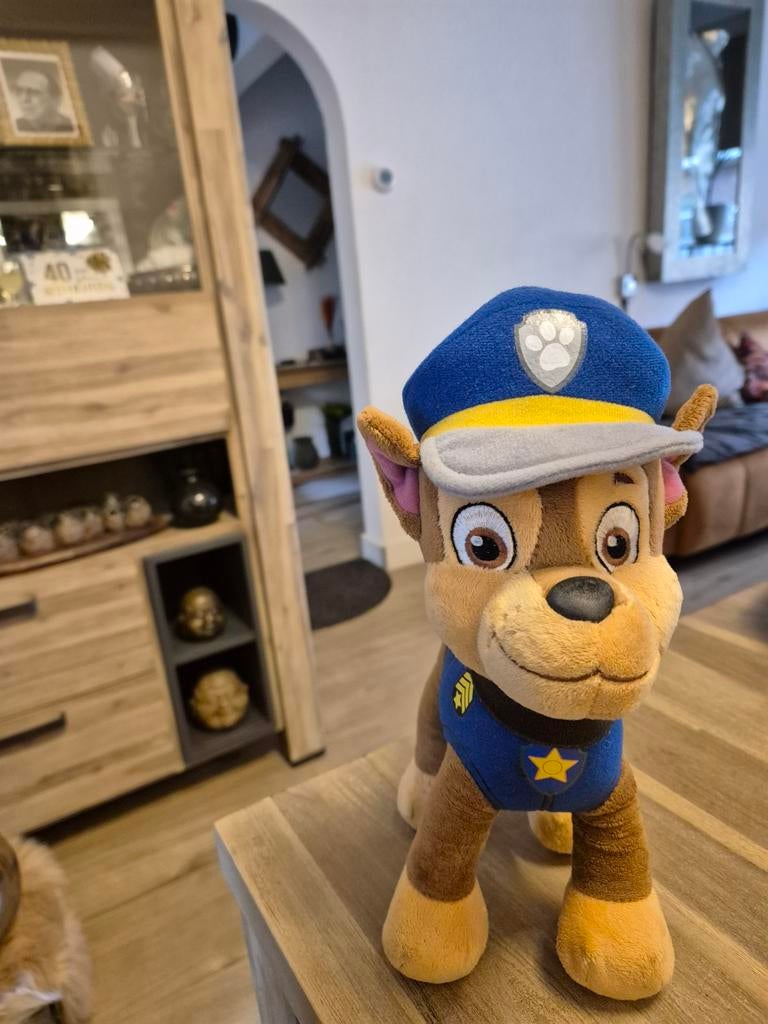 Paw Patrol Chase Knuffel - Zo Goed Als Nieuw, Ophalen of Verzenden, Zo goed als nieuw, Hond
