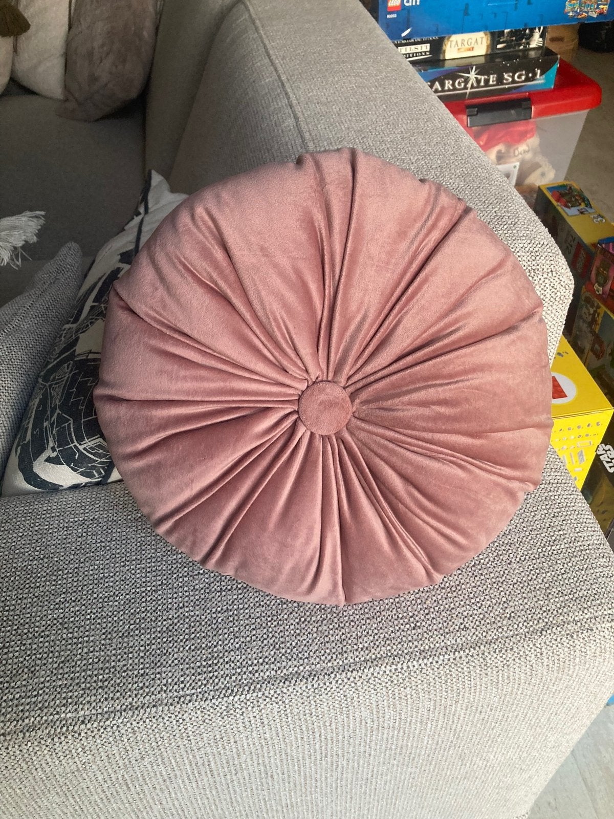 Te koop: rond, roze kussen, Rond, Nieuw, Ophalen of Verzenden, Sierkussen