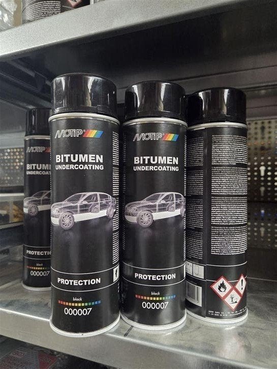 totaal 50 spuitbussen bitumen, undercoating, anti roest enz., Ophalen of Verzenden