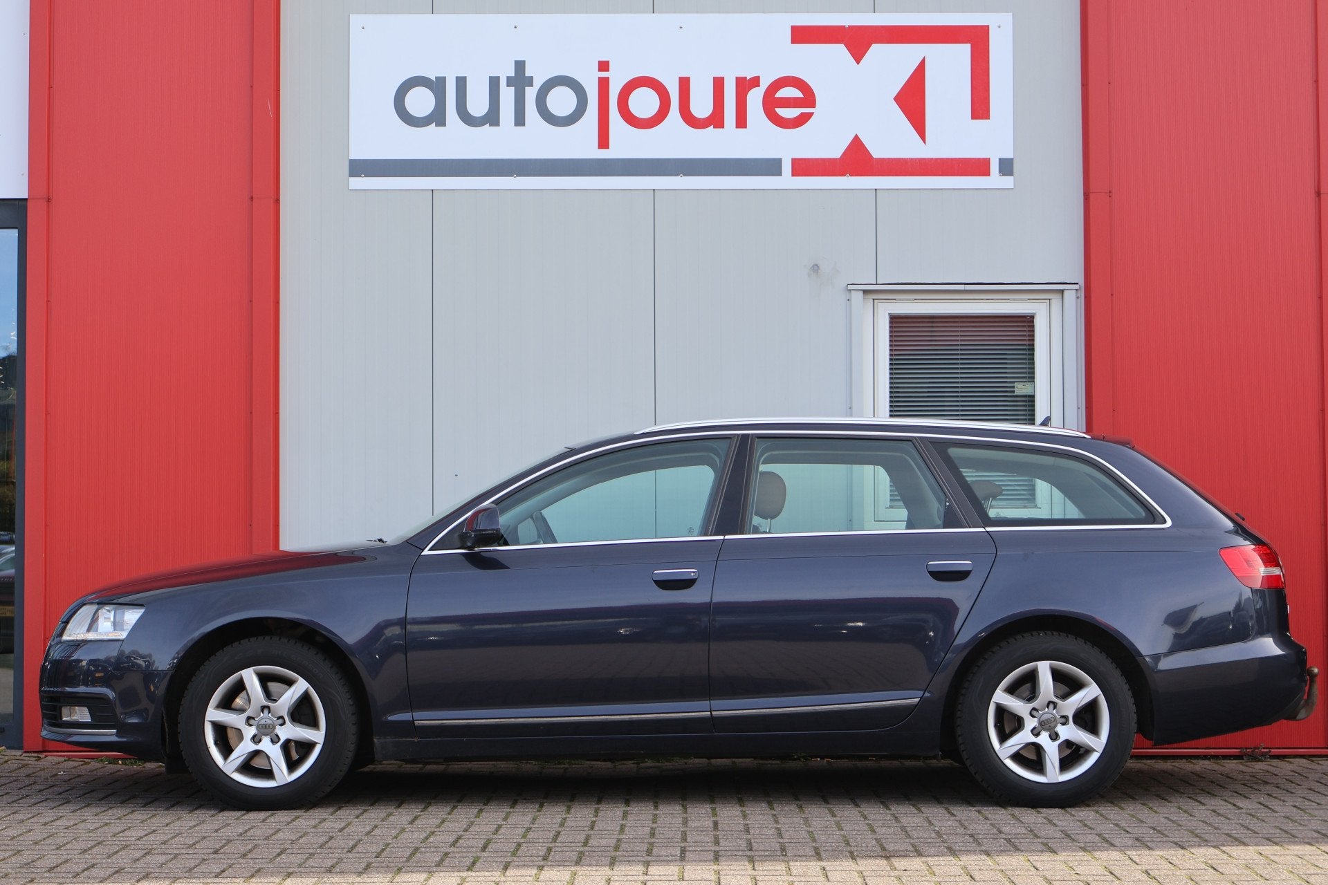 Audi A6 Avant 2.0 TFSI Business Edition (bj 2009, automaat), Auto's, Euro 5, Zwart, 1984 cc, Blauw