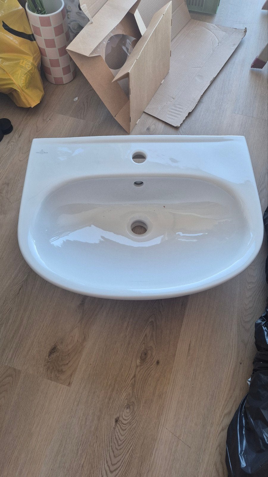 Nieuwe Villeroy & Boch wastafel voor badkamer, Ophalen, Nieuw, Wastafel