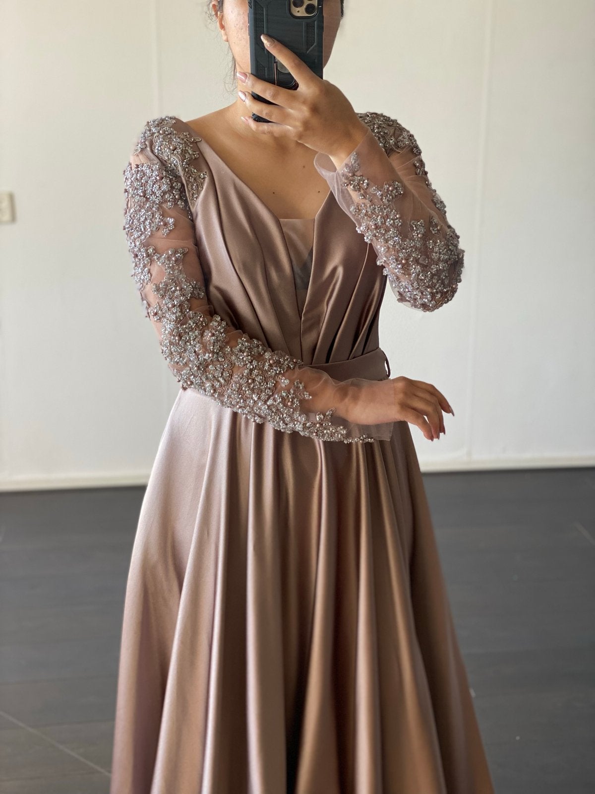 BULK VERKOOP - 50+ jurken in diverse maten, Kleding | Dames, Maat 38/40 (M), Galajurk, Meerkleurig, Ophalen of Verzenden