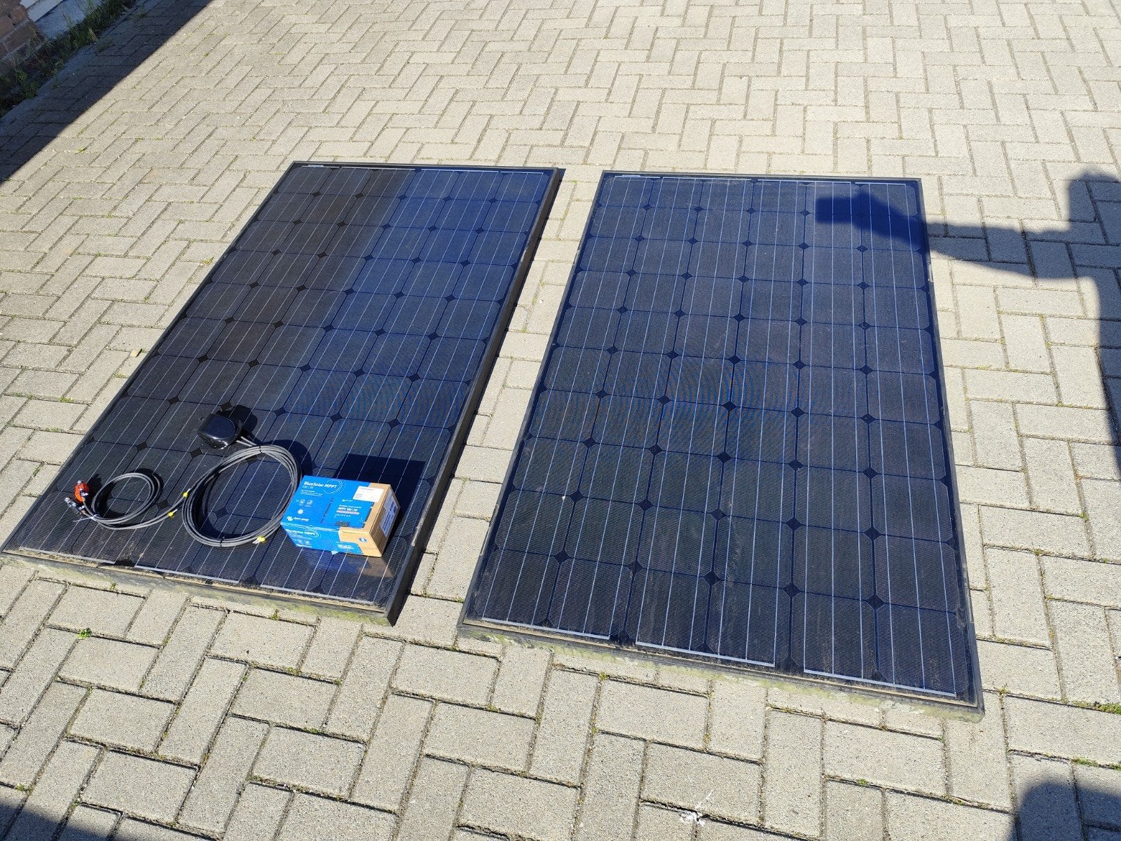 off-grid set Victron smart 100/20 2x190watt zonnepaneel, Ophalen, Nieuw