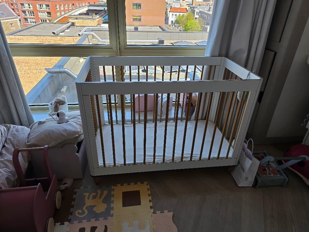 Echt Houten Babybed 120x60, Ophalen, Zo goed als nieuw, Minder dan 140 cm, Matras