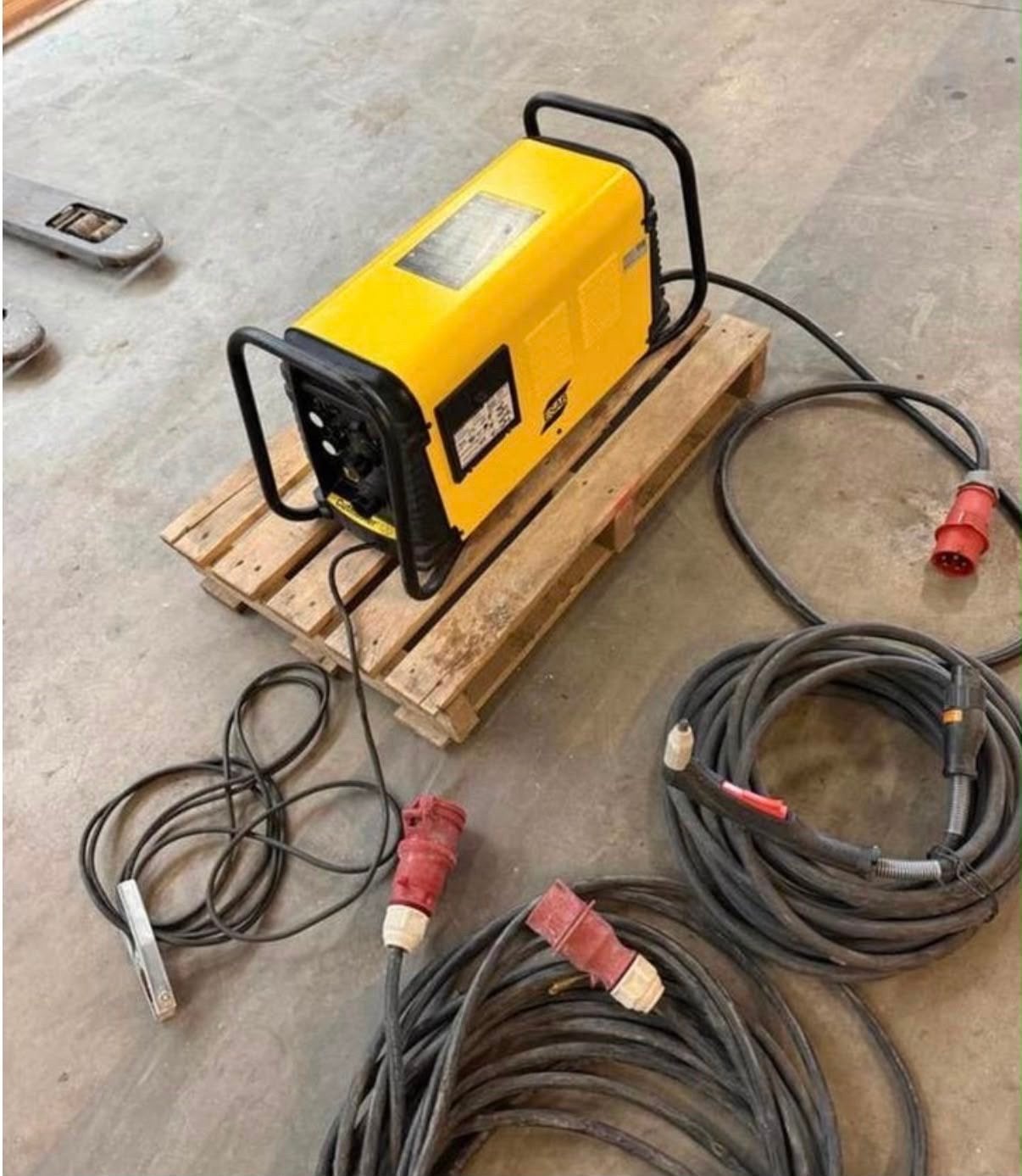 ESAB Cutmaster 120 Plasma Snijder - Nieuwstaat, Zakelijke goederen, Machines en Bouw | Lastechniek, Ophalen
