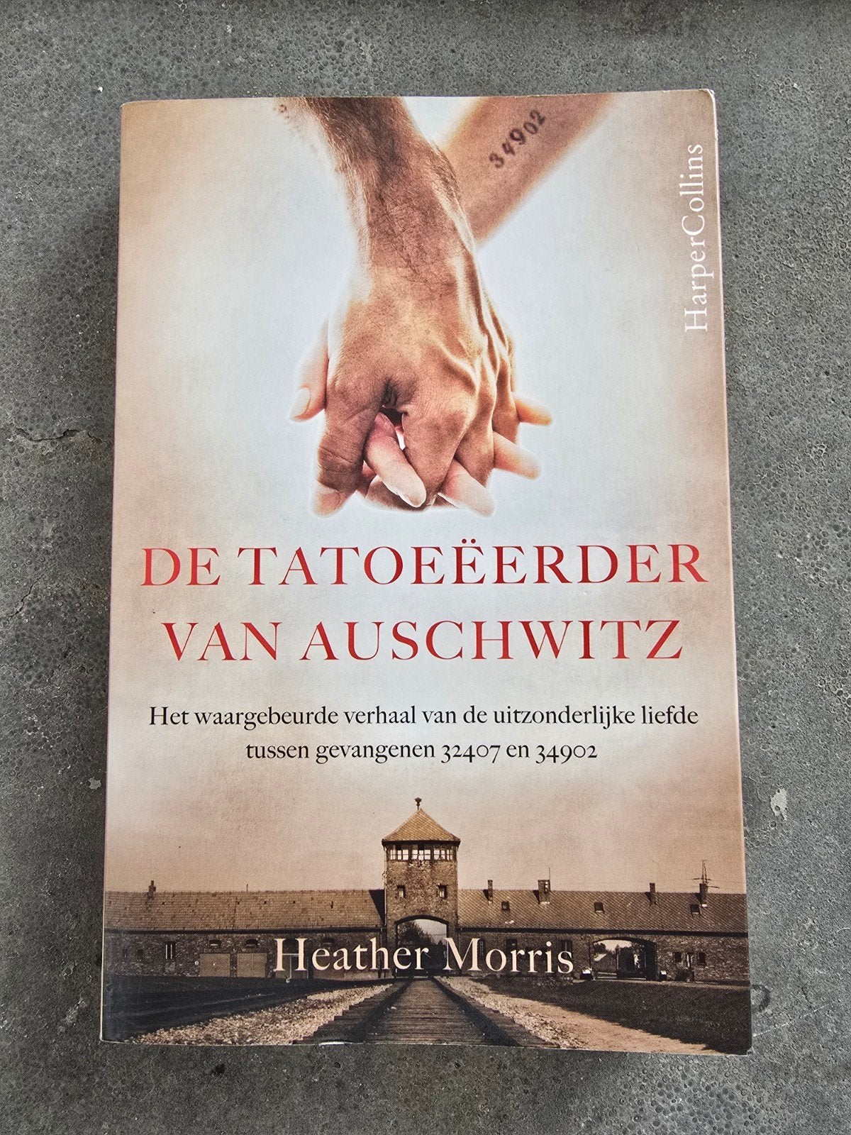 De Tatoeëerder van Auschwitz - Heather Morris, Ophalen of Verzenden, Zo goed als nieuw, Heather Morris, Nederland