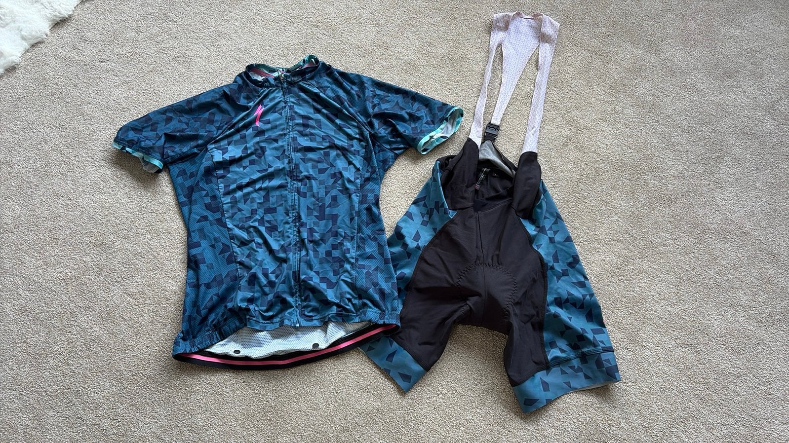 Specialized wielrenkleding mountainbikekleding maat L dames, Fietsen en Brommers, Ophalen of Verzenden, Zo goed als nieuw, L, Dames