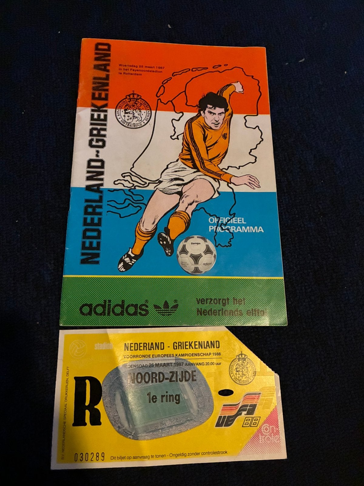 Programma en ticket  nederlands elftal griekeland, Verzamelen, Sportartikelen en Voetbal, Ophalen of Verzenden, Zo goed als nieuw