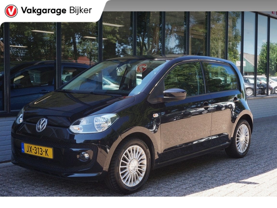Volkswagen up! 1.0 high up! BlueMotion met nieuwe apk!, Auto's, Volkswagen, 12 maanden, Gebruikt, Leder en Stof, Zwart