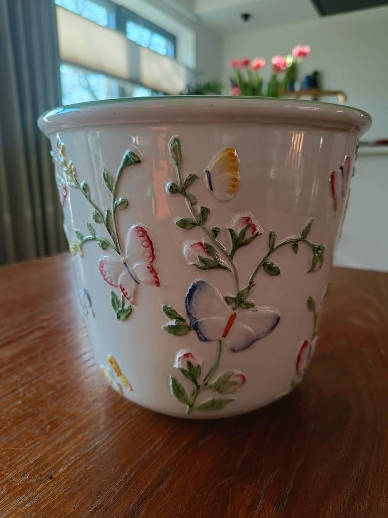 Vintage Bassano bloempot met vlinders en bloemen, Ophalen, Rond, Binnen, Aardewerk