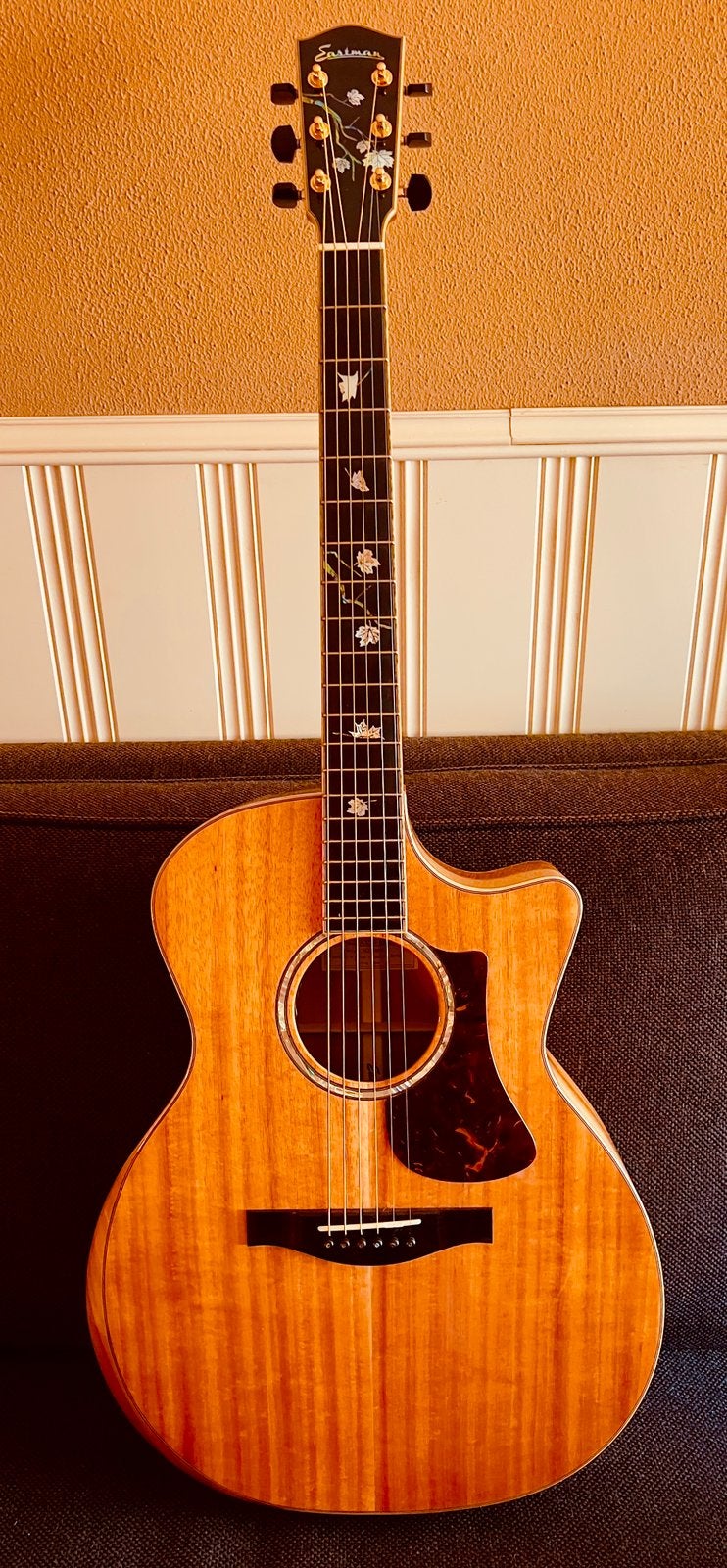 Eastman western / semi akoestische gitaar AC622  CE KOA ltd., Muziek en Instrumenten, Ophalen, Zo goed als nieuw, Western- of Steelstringgitaar