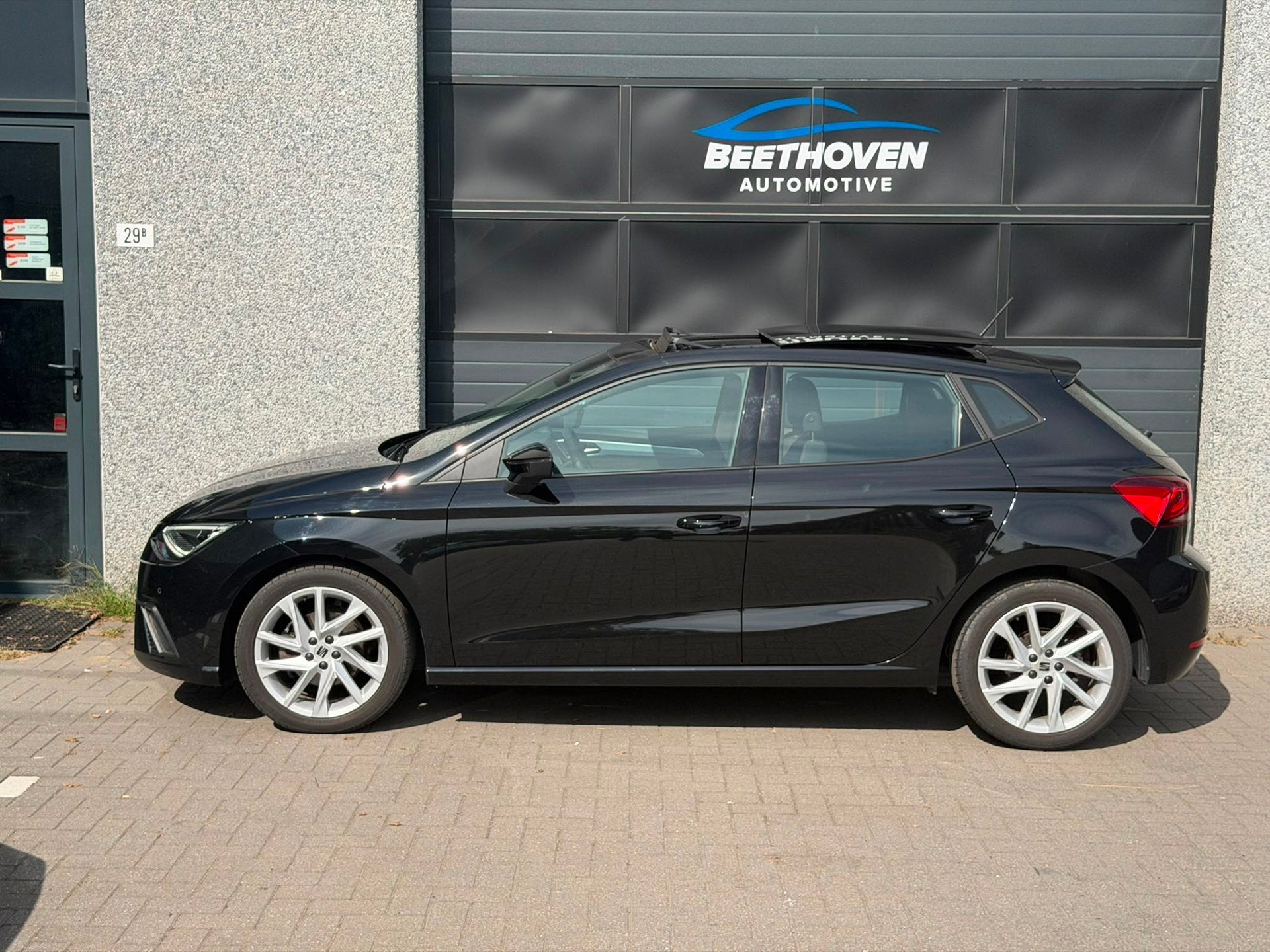 Seat IBIZA 1.0 EcoTSI FR Pano Camera, Auto's, Stof, Gebruikt, Euro 6, Bedrijf