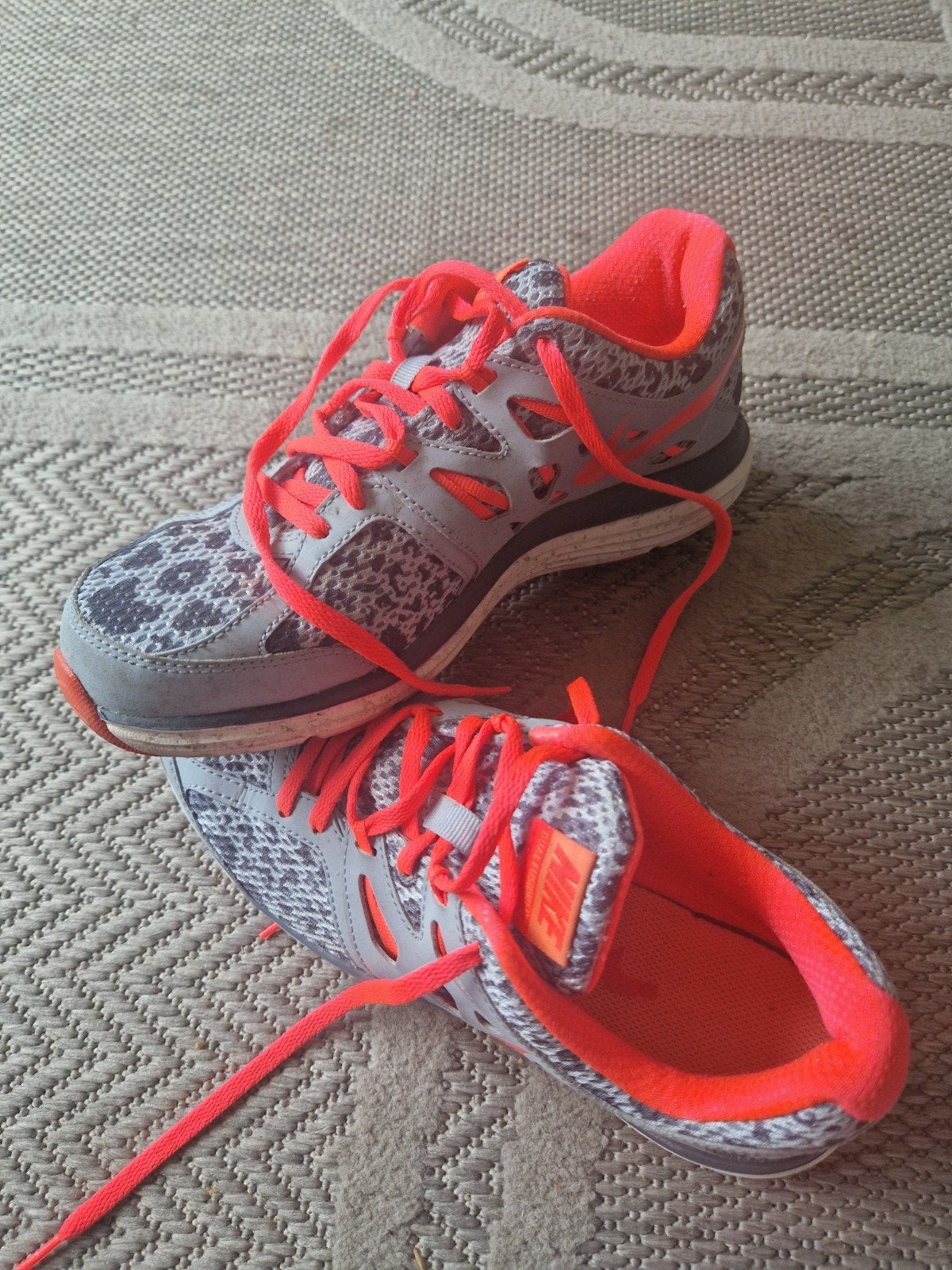 Nike Dual Fusion sneakers - Maat 38.5, Nike, Ophalen of Verzenden, Sneakers of Gympen, Grijs