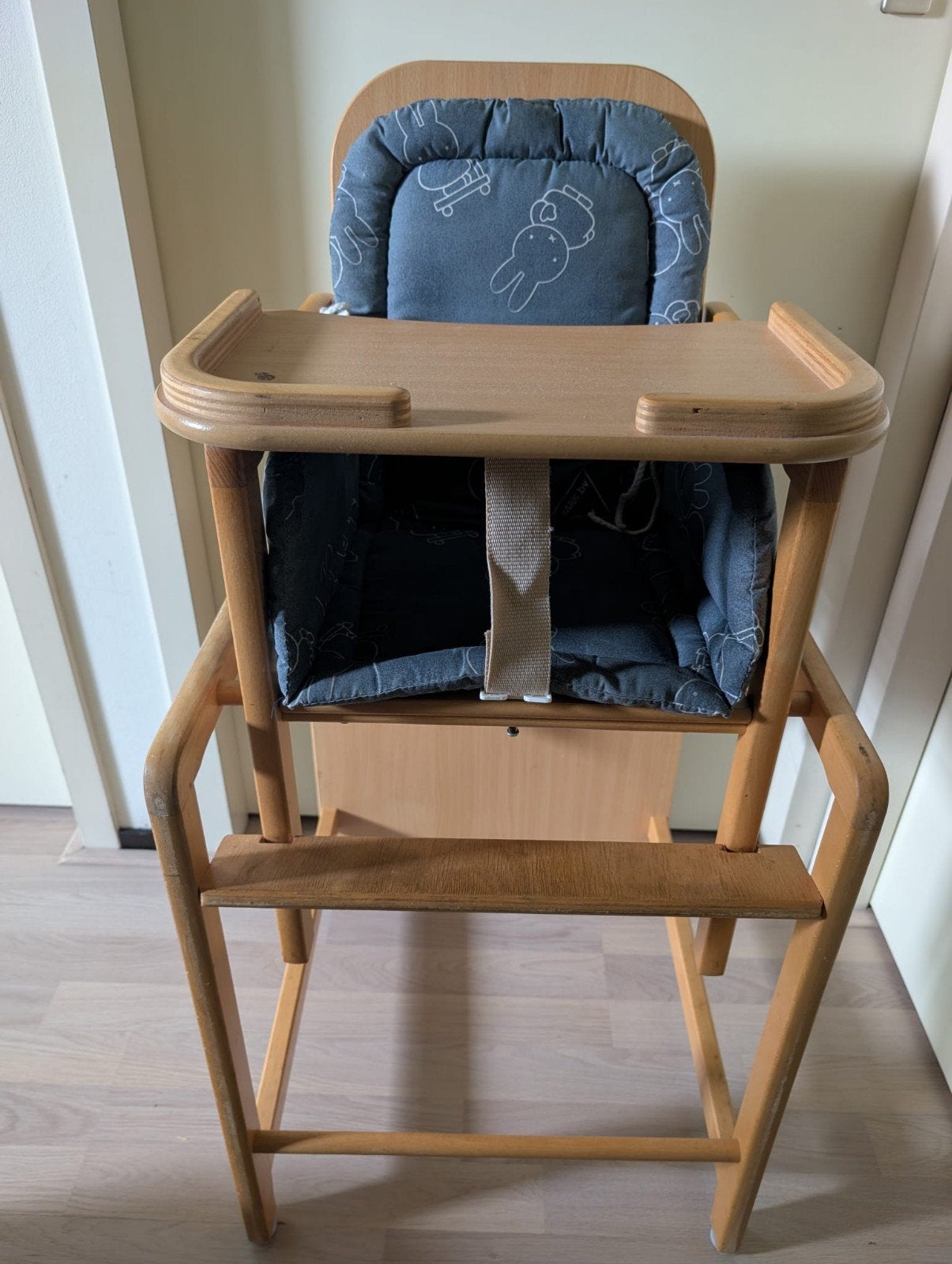 Kinderstoel 3 in 1. Stoeltje +blad+tafeltje+Nijntje kussen, Ophalen, Gebruikt, Meegroeistoel, Afneembaar eetblad