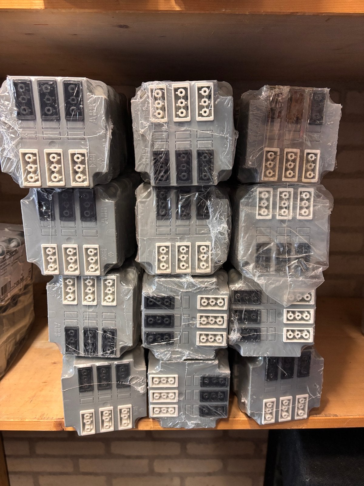 ABB deksel 3640 met GST18 connector 3x3 zwart & 3x3, Ophalen of Verzenden, Nieuw, Overige typen