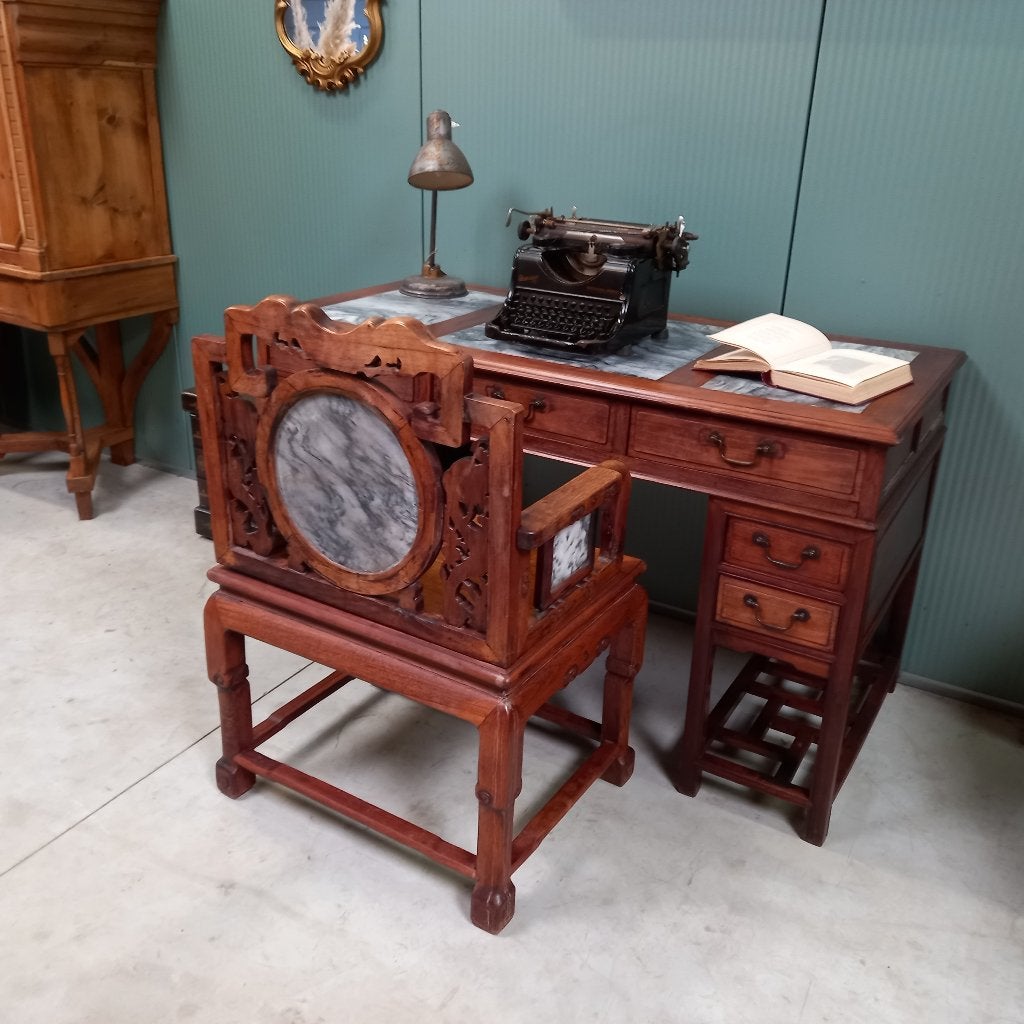 Antiek palissander bureau met bijpassende stoel., Huis en Inrichting, Bureaus, Gebruikt, Hout, 68 cm, 142 cm