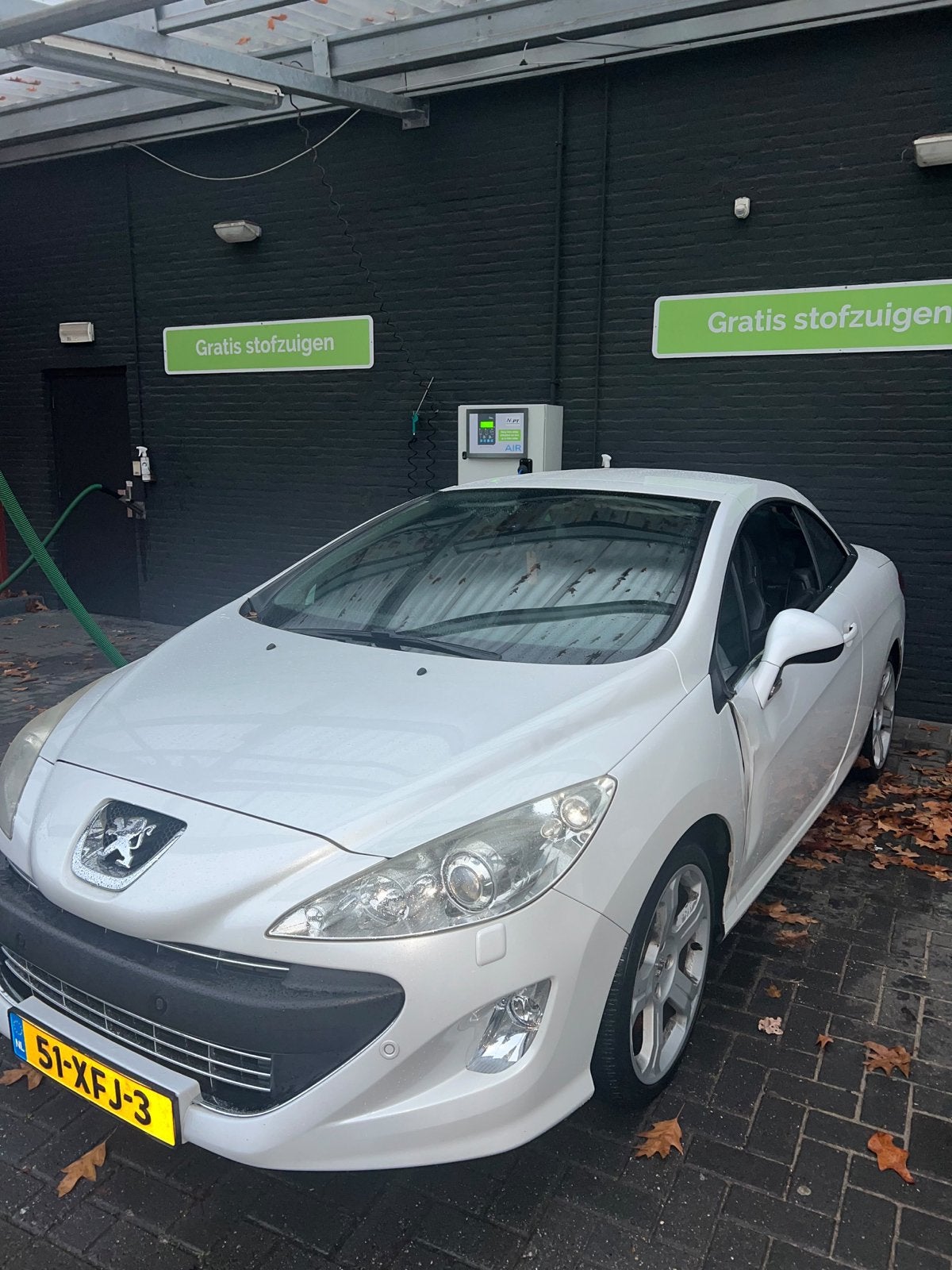 Peugeot 308 1.6 THP CC AUT 2011 Wit, Wit, Particulier, 84 €/maand, 750 kg