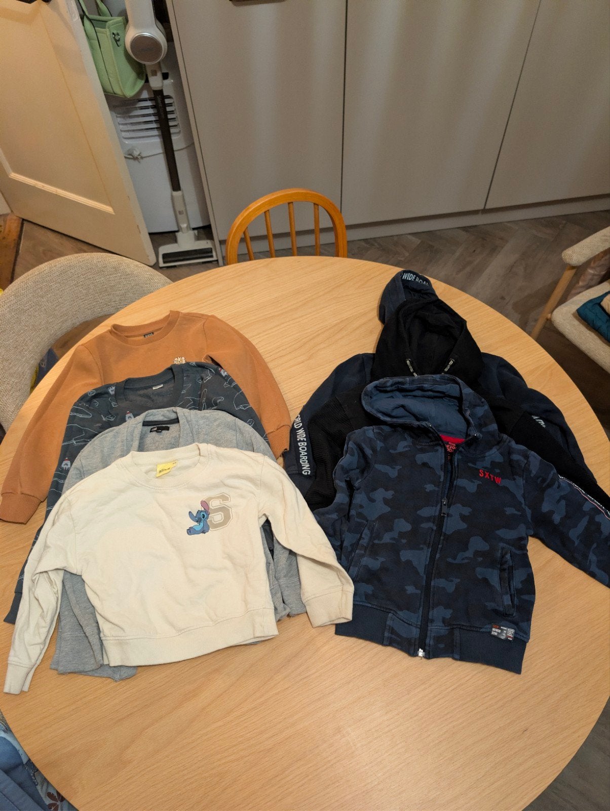 Foto 4 van GROOT kledingpakket jongen 93-110