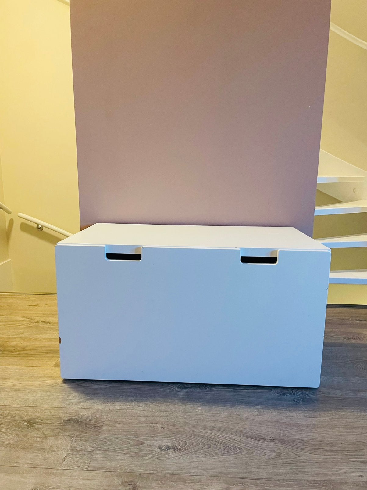 Ikea Stuva / Smastad - kinderbureau met opbergkist, Huis en Inrichting, Ophalen, Gebruikt, 50 tot 100 cm, Minder dan 50 cm