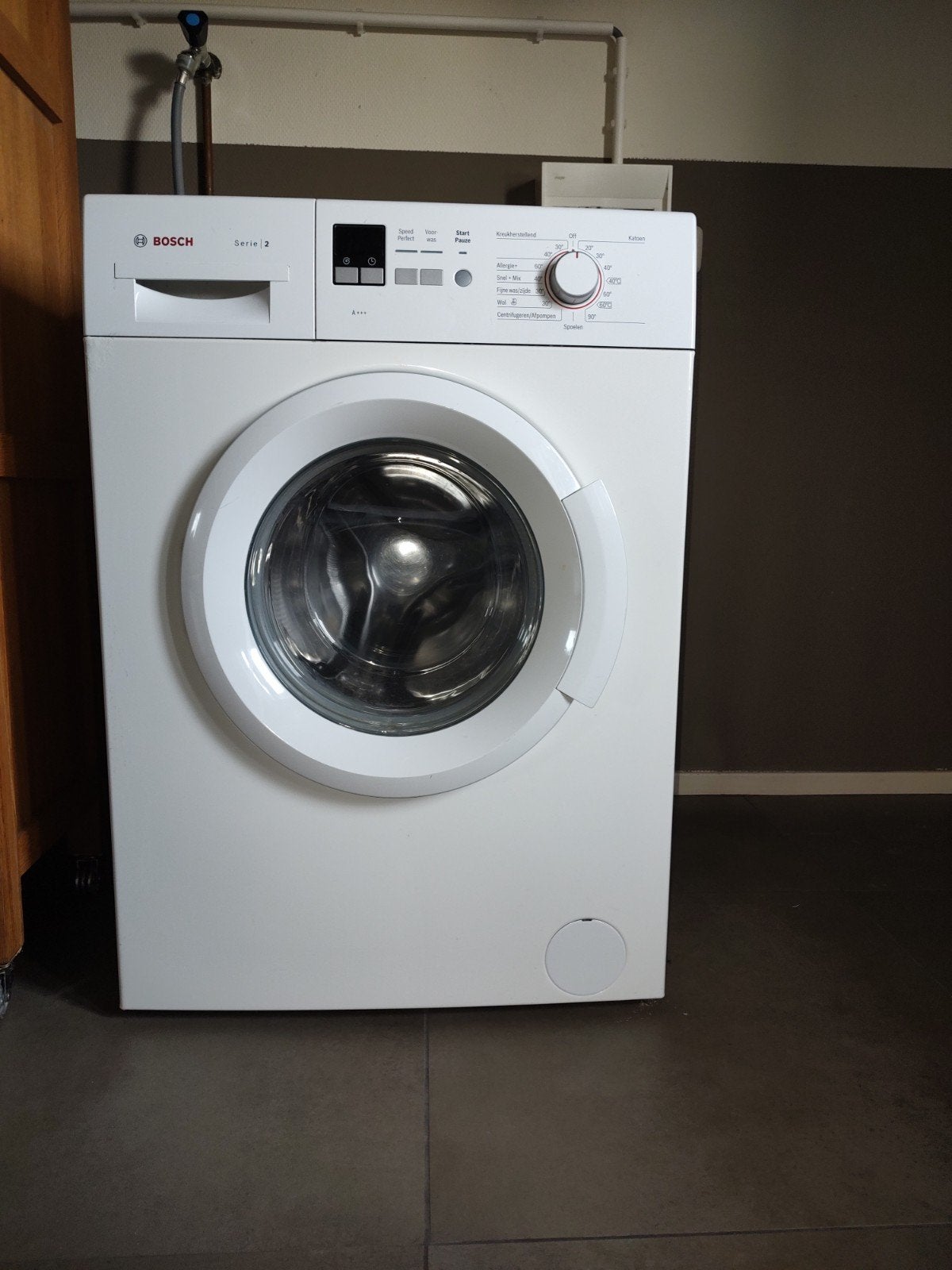 Foto 2 van Bosch Serie 2 WAB28160NL Wasmachine - 6 kg, 1400 toeren