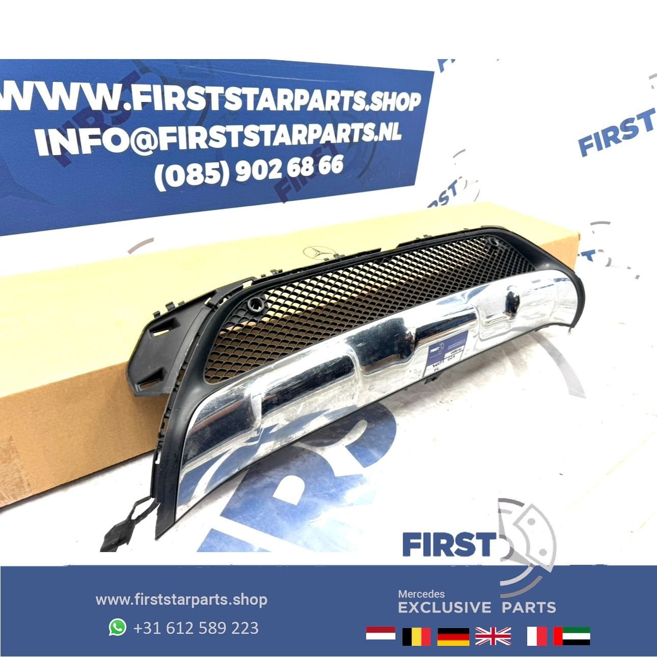 W156 X156 GLA KLASSE AMG BUMPER ROOSTER VOORBUMPER MIDDEN RO, Gebruikt, -, Ophalen of Verzenden, -