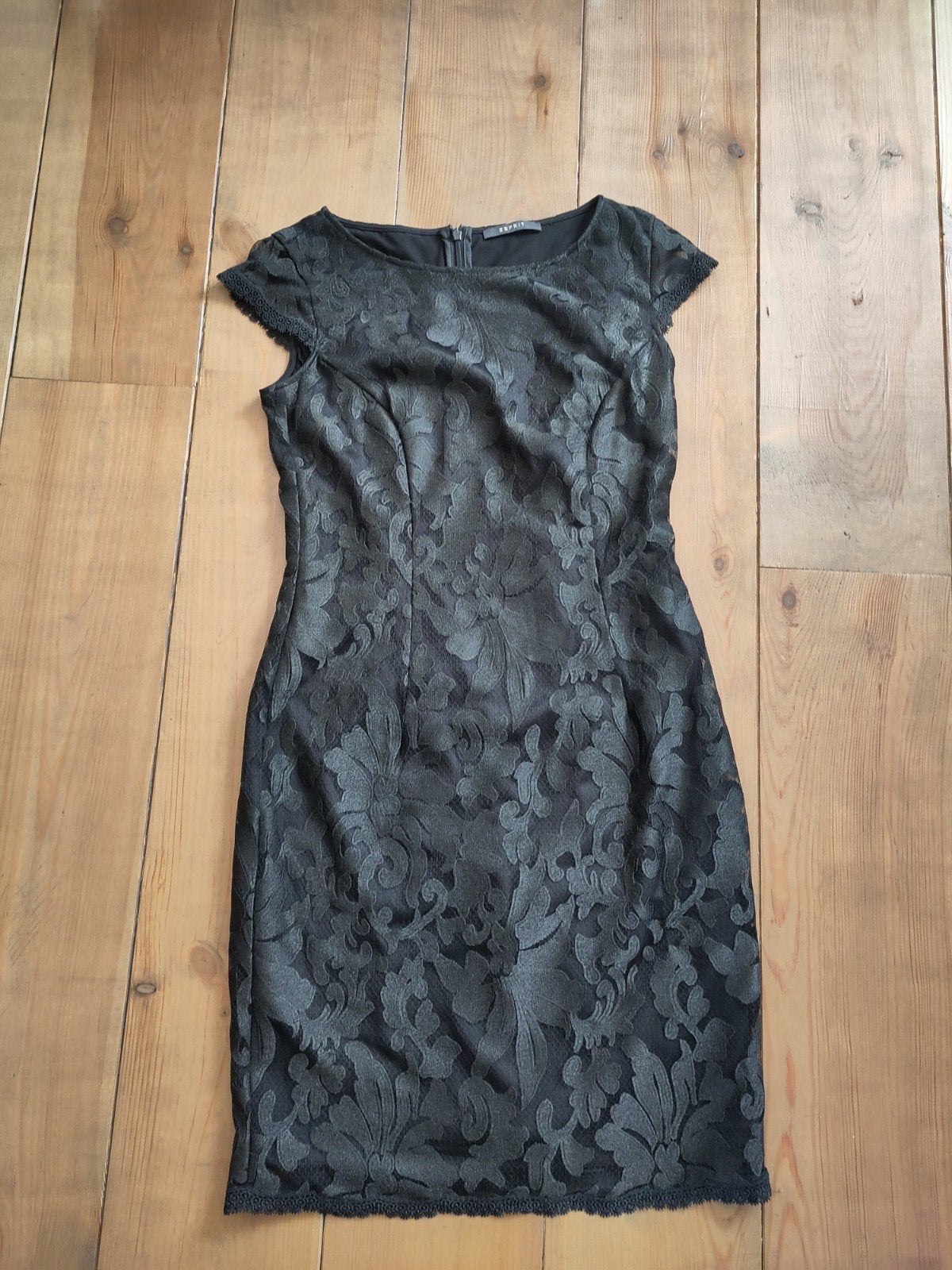 Esprit jurk met zwart kant, maat 36, Kleding | Dames, Ophalen of Verzenden, Zo goed als nieuw, Maat 36 (S), Esprit