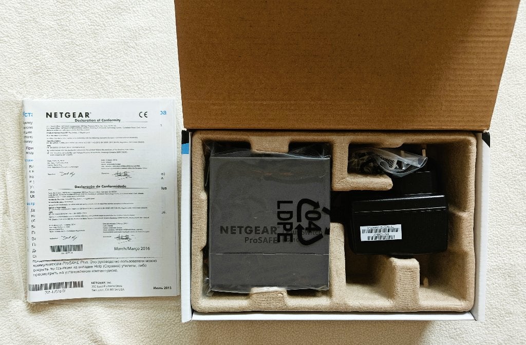 Netgear ProSAFE GS105E Gigabit Plus managed switch, Ophalen of Verzenden, Gebruikt